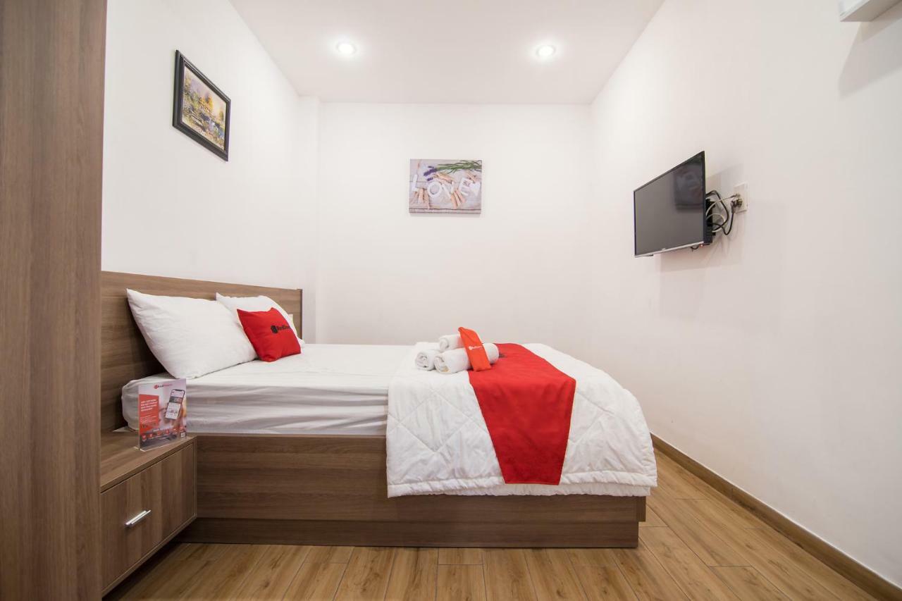 Reddoorz Plus Near Tan Dinh Market Ho Chi Minh City Exterior photo